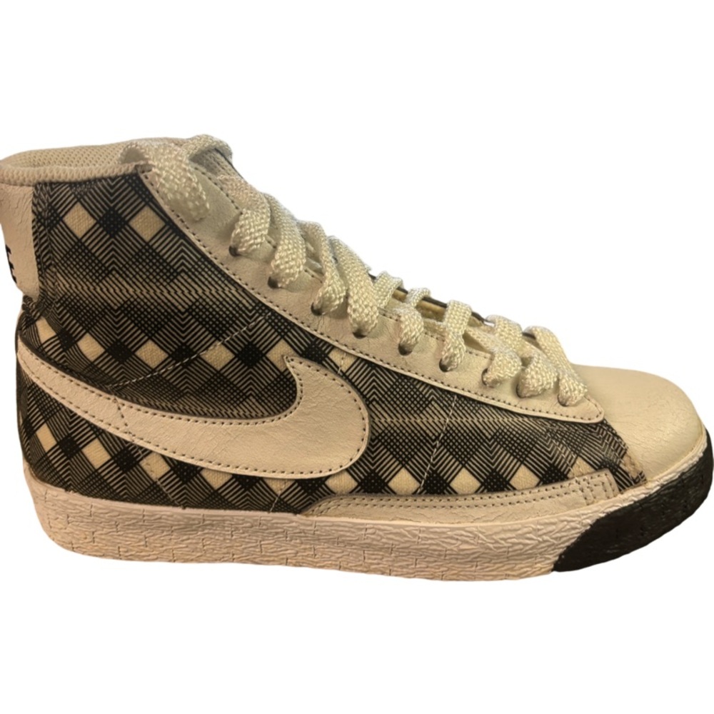 Nike SB Blazer High Hi Top Women Size 6 White Black Woven 317808 113 2008